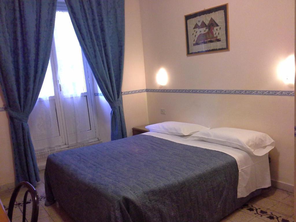 Collina Suites Róma Szoba fotó